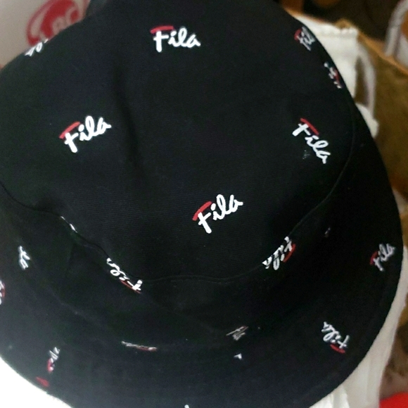 Fila hat - Picture 2 of 7